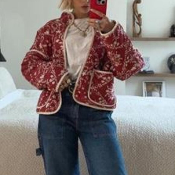 Women’s Retro Floral Red Quilted Cropped Puffer Jacket Stand Collar Coat: - Picture 2 of 5